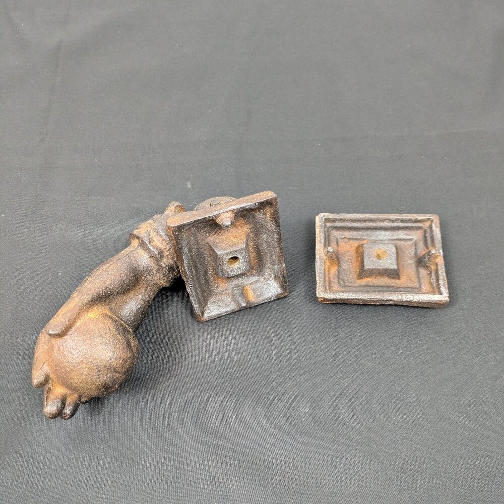 Antique Cast Iron Door Knocker - Picture 5 of 10